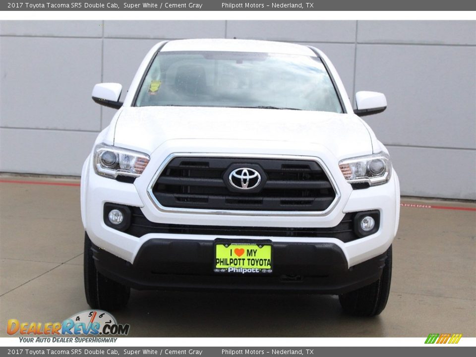 2017 Toyota Tacoma SR5 Double Cab Super White / Cement Gray Photo #2