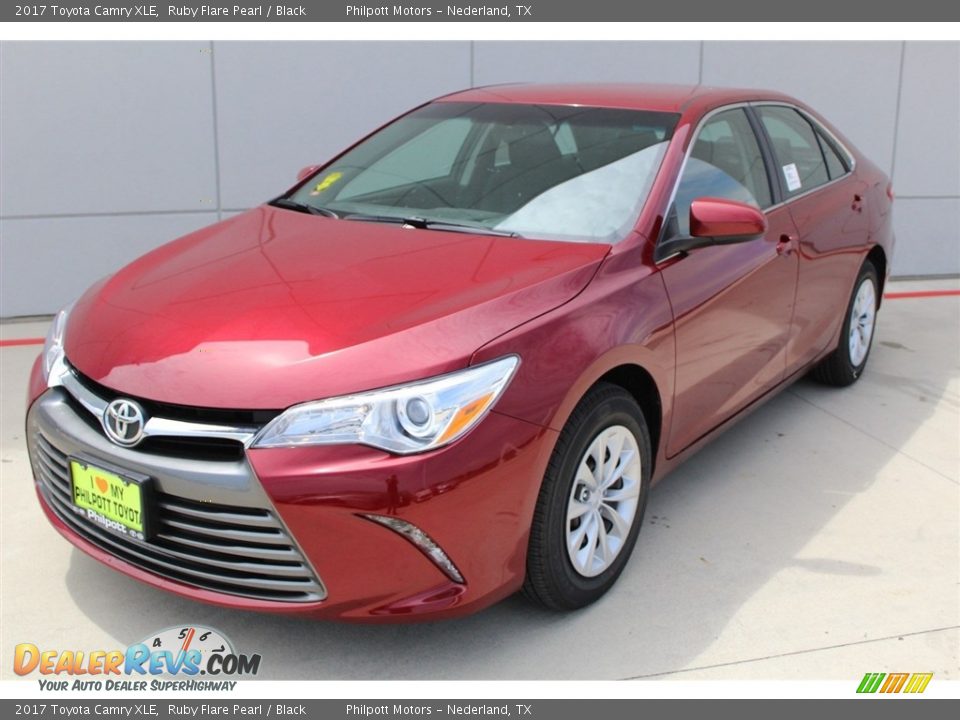 2017 Toyota Camry XLE Ruby Flare Pearl / Black Photo #3