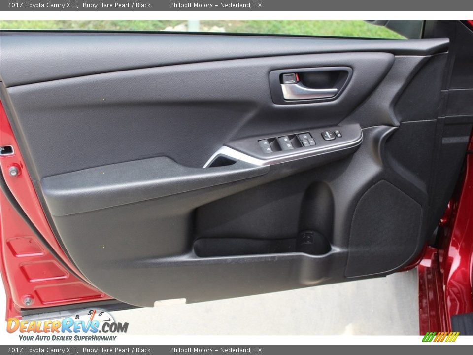 2017 Toyota Camry XLE Ruby Flare Pearl / Black Photo #7