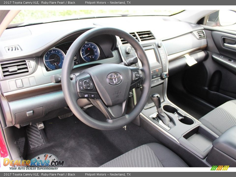 2017 Toyota Camry XLE Ruby Flare Pearl / Black Photo #8
