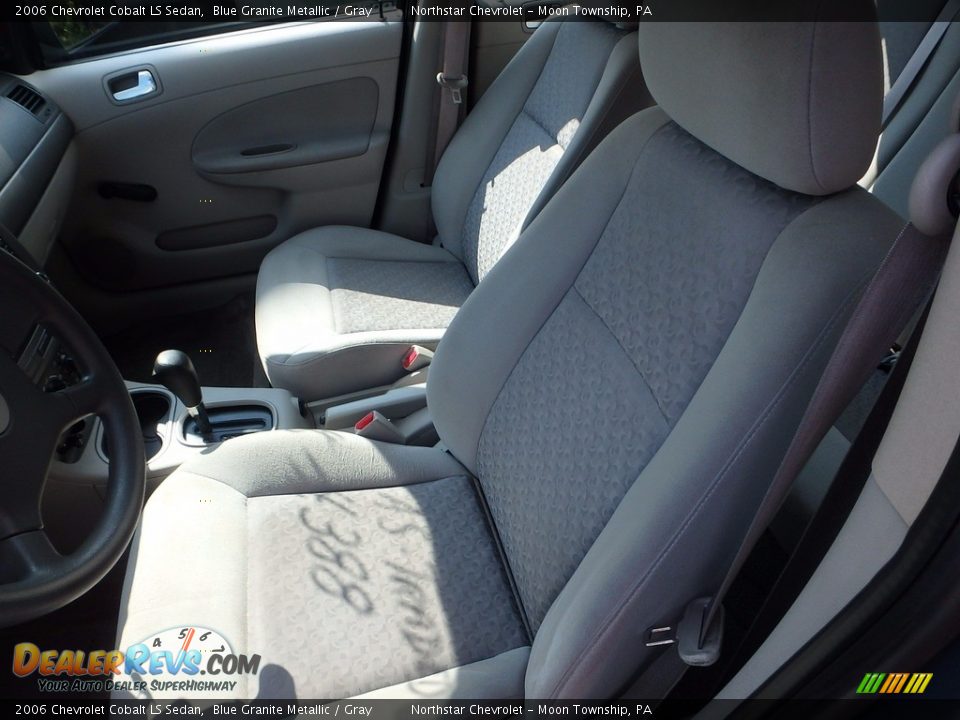 2006 Chevrolet Cobalt LS Sedan Blue Granite Metallic / Gray Photo #8