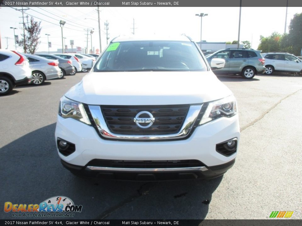 2017 Nissan Pathfinder SV 4x4 Glacier White / Charcoal Photo #3