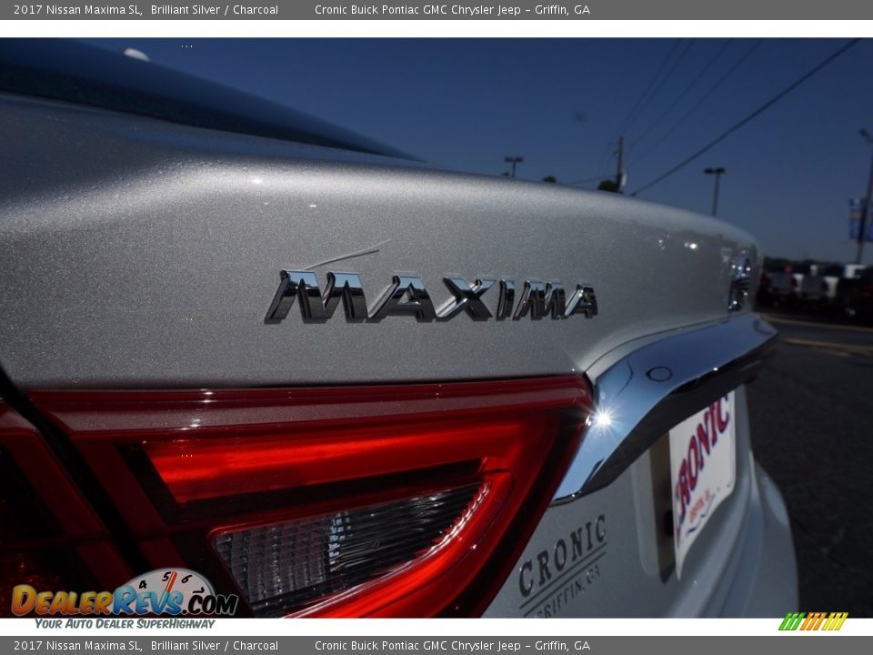 2017 Nissan Maxima SL Brilliant Silver / Charcoal Photo #16