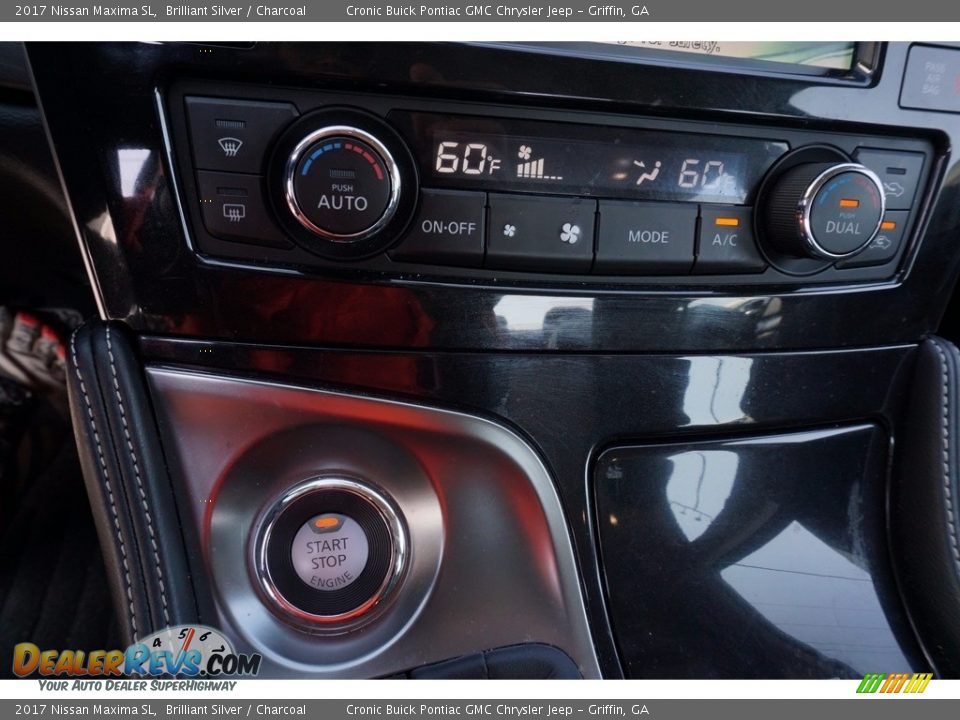 2017 Nissan Maxima SL Brilliant Silver / Charcoal Photo #24