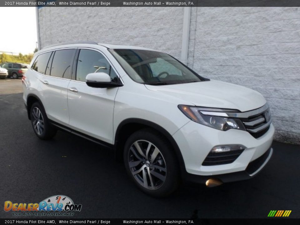 2017 Honda Pilot Elite AWD White Diamond Pearl / Beige Photo #1