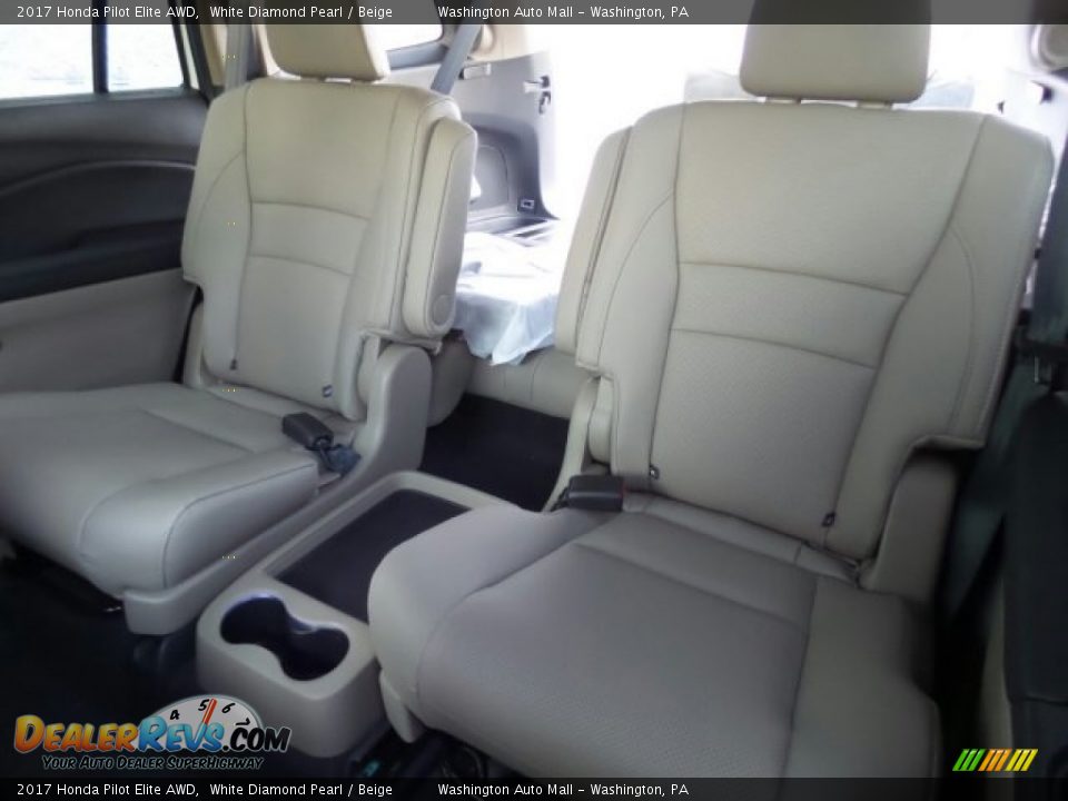 2017 Honda Pilot Elite AWD White Diamond Pearl / Beige Photo #11
