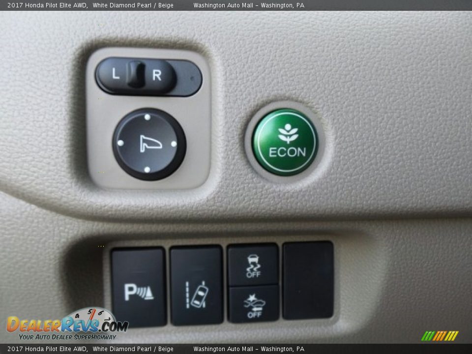 2017 Honda Pilot Elite AWD White Diamond Pearl / Beige Photo #18