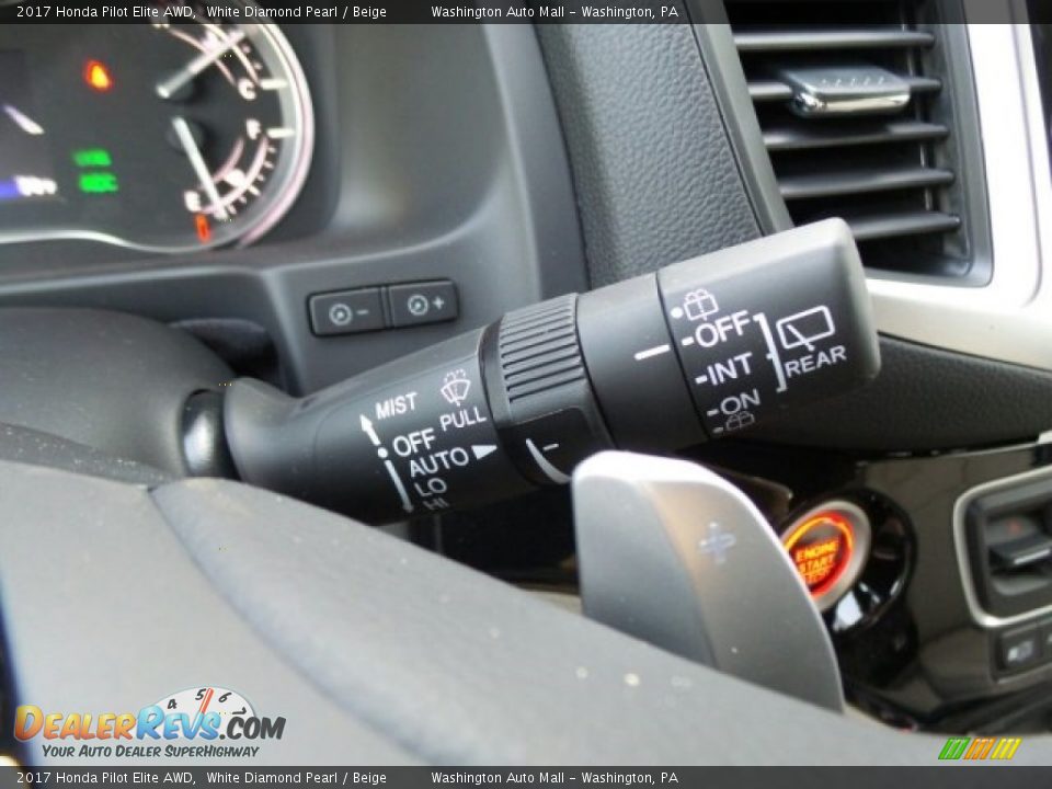 2017 Honda Pilot Elite AWD White Diamond Pearl / Beige Photo #26