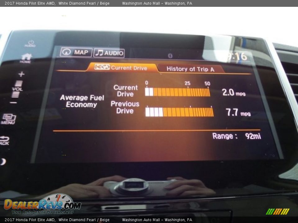 2017 Honda Pilot Elite AWD White Diamond Pearl / Beige Photo #31