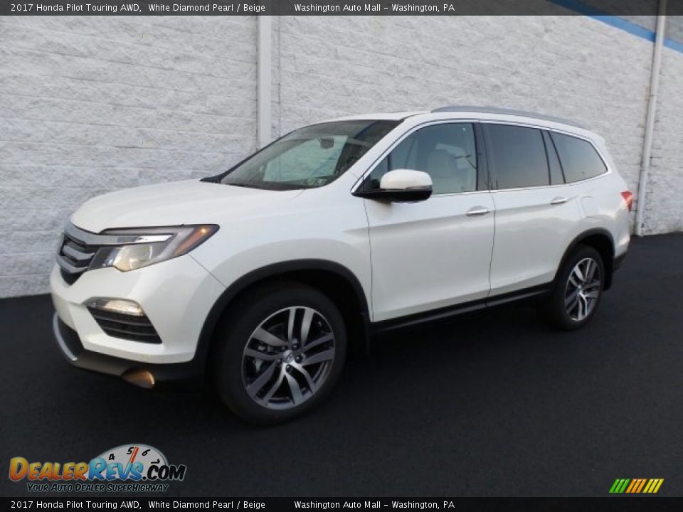 2017 Honda Pilot Touring AWD White Diamond Pearl / Beige Photo #5