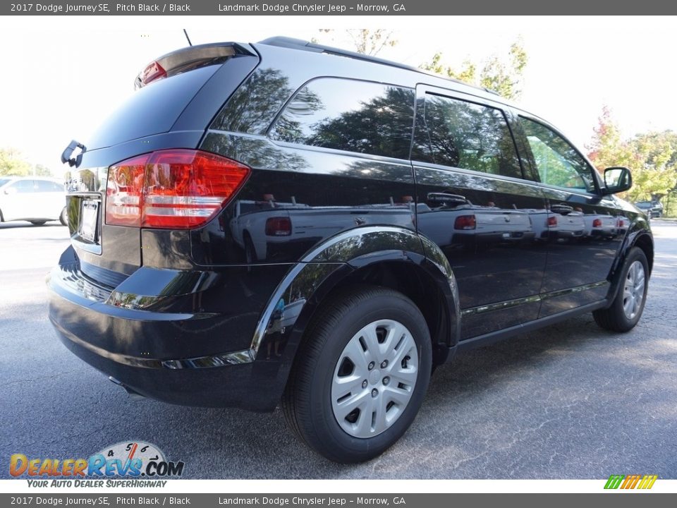 2017 Dodge Journey SE Pitch Black / Black Photo #3