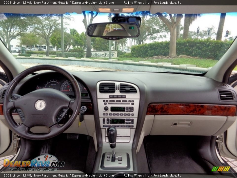 2003 Lincoln LS V8 Ivory Parchment Metallic / Espresso/Medium Light Stone Photo #4