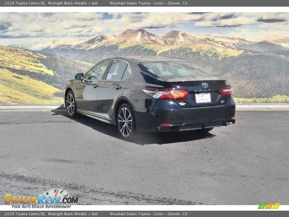 2018 Toyota Camry SE Midnight Black Metallic / Ash Photo #3