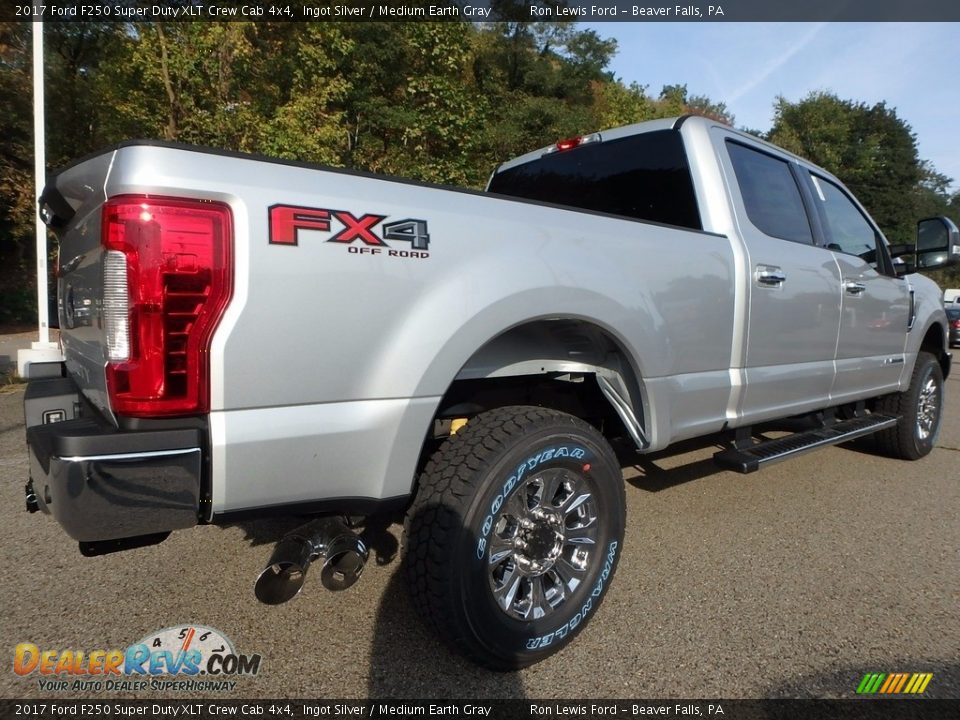 2017 Ford F250 Super Duty XLT Crew Cab 4x4 Ingot Silver / Medium Earth Gray Photo #2