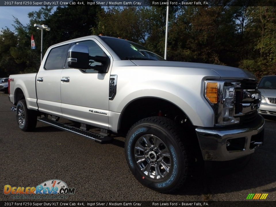 2017 Ford F250 Super Duty XLT Crew Cab 4x4 Ingot Silver / Medium Earth Gray Photo #8