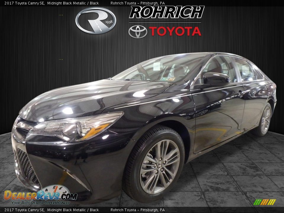2017 Toyota Camry SE Midnight Black Metallic / Black Photo #4
