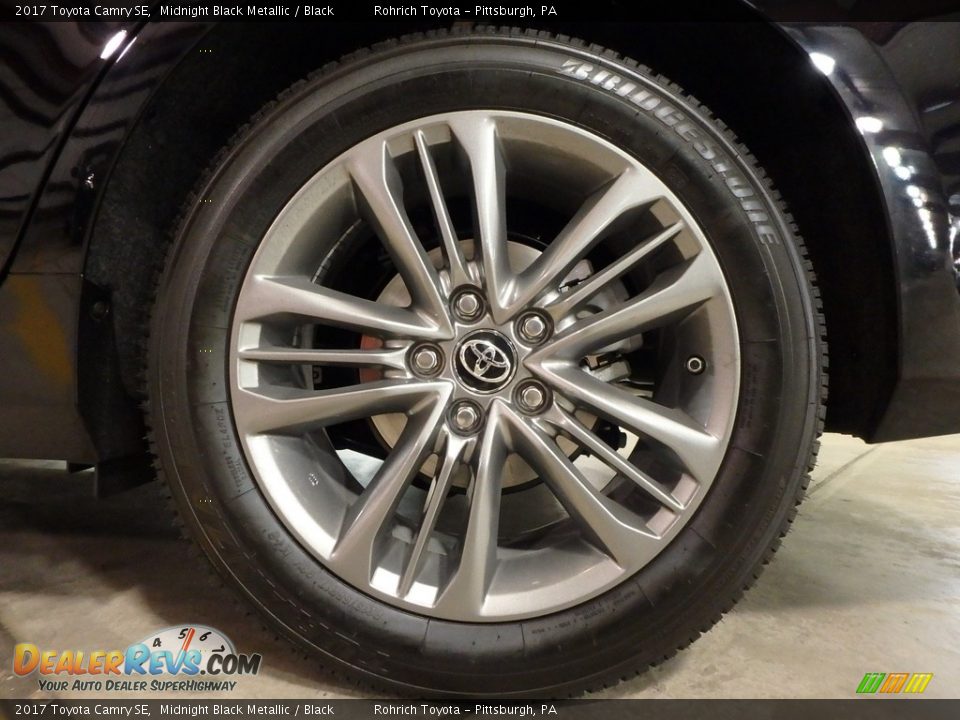2017 Toyota Camry SE Midnight Black Metallic / Black Photo #5