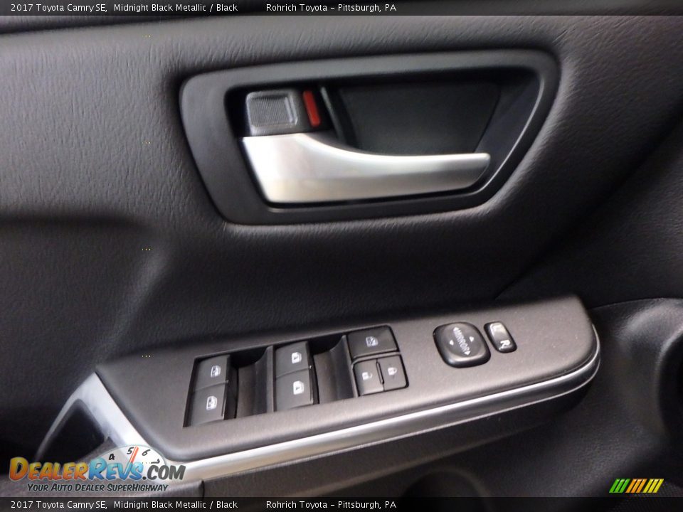 2017 Toyota Camry SE Midnight Black Metallic / Black Photo #9