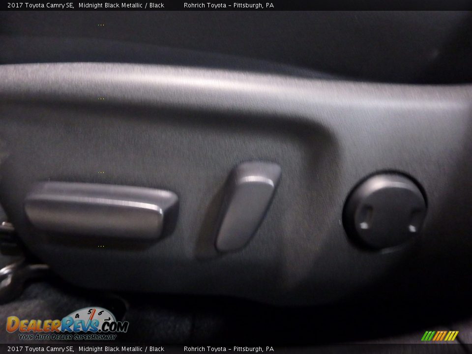 2017 Toyota Camry SE Midnight Black Metallic / Black Photo #11