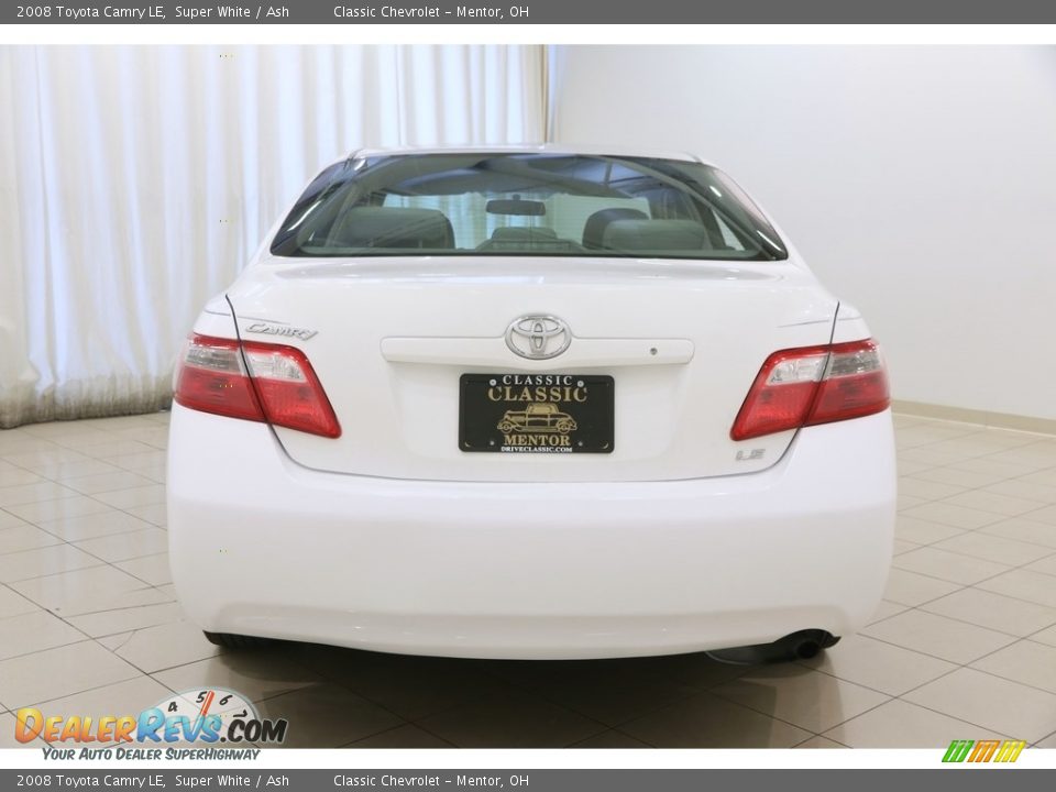 2008 Toyota Camry LE Super White / Ash Photo #16
