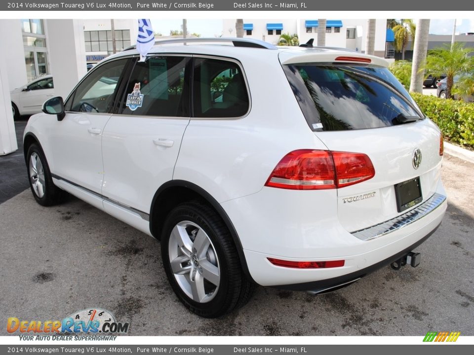 2014 Volkswagen Touareg V6 Lux 4Motion Pure White / Cornsilk Beige Photo #6