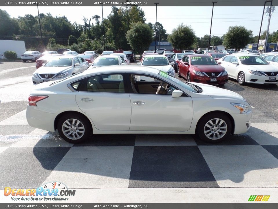 2015 Nissan Altima 2.5 S Pearl White / Beige Photo #3