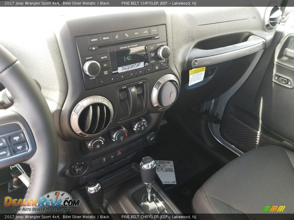 2017 Jeep Wrangler Sport 4x4 Billet Silver Metallic / Black Photo #9