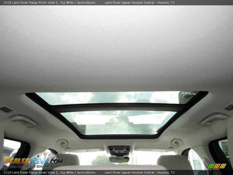 2018 Land Rover Range Rover Velar S Fuji White / Acorn/Ebony Photo #17