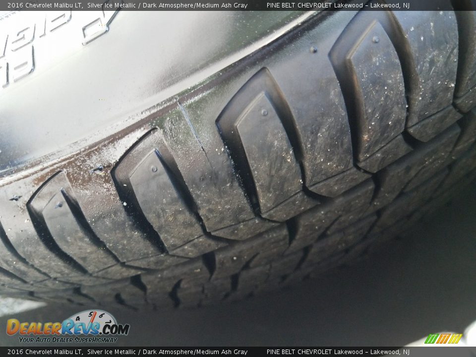 2016 Chevrolet Malibu LT Silver Ice Metallic / Dark Atmosphere/Medium Ash Gray Photo #24