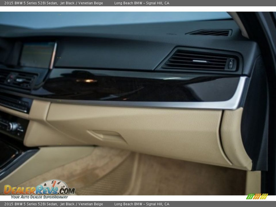 2015 BMW 5 Series 528i Sedan Jet Black / Venetian Beige Photo #22