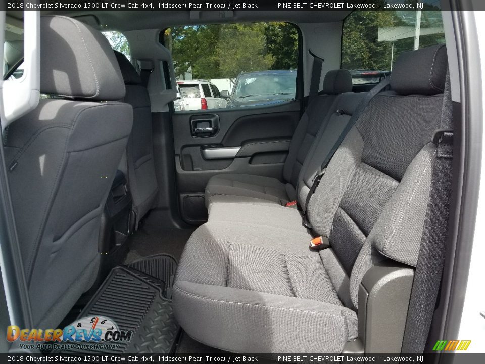 2018 Chevrolet Silverado 1500 LT Crew Cab 4x4 Iridescent Pearl Tricoat / Jet Black Photo #6