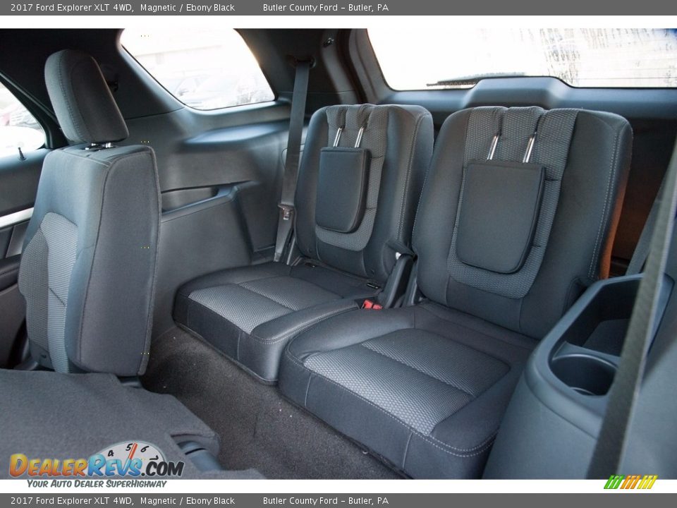 2017 Ford Explorer XLT 4WD Magnetic / Ebony Black Photo #12