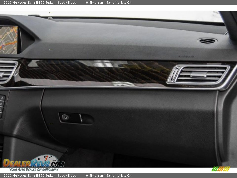 2016 Mercedes-Benz E 350 Sedan Black / Black Photo #25