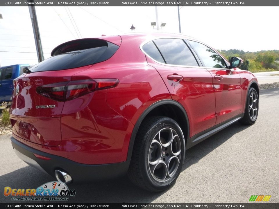 2018 Alfa Romeo Stelvio AWD Rosso Alfa (Red) / Black/Black Photo #8