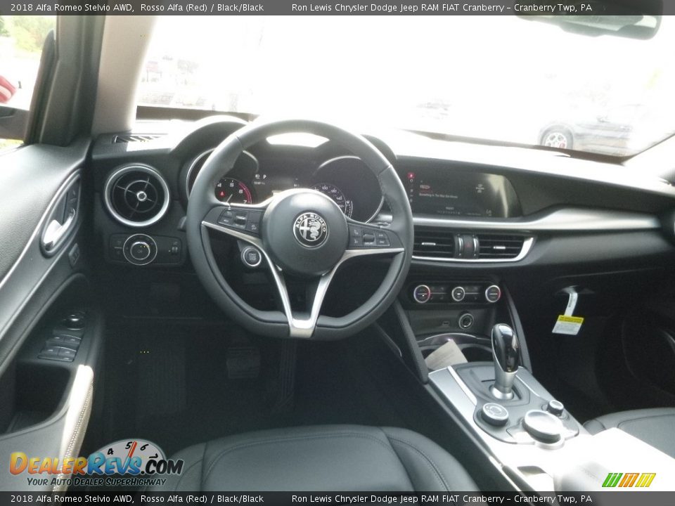 2018 Alfa Romeo Stelvio AWD Rosso Alfa (Red) / Black/Black Photo #18