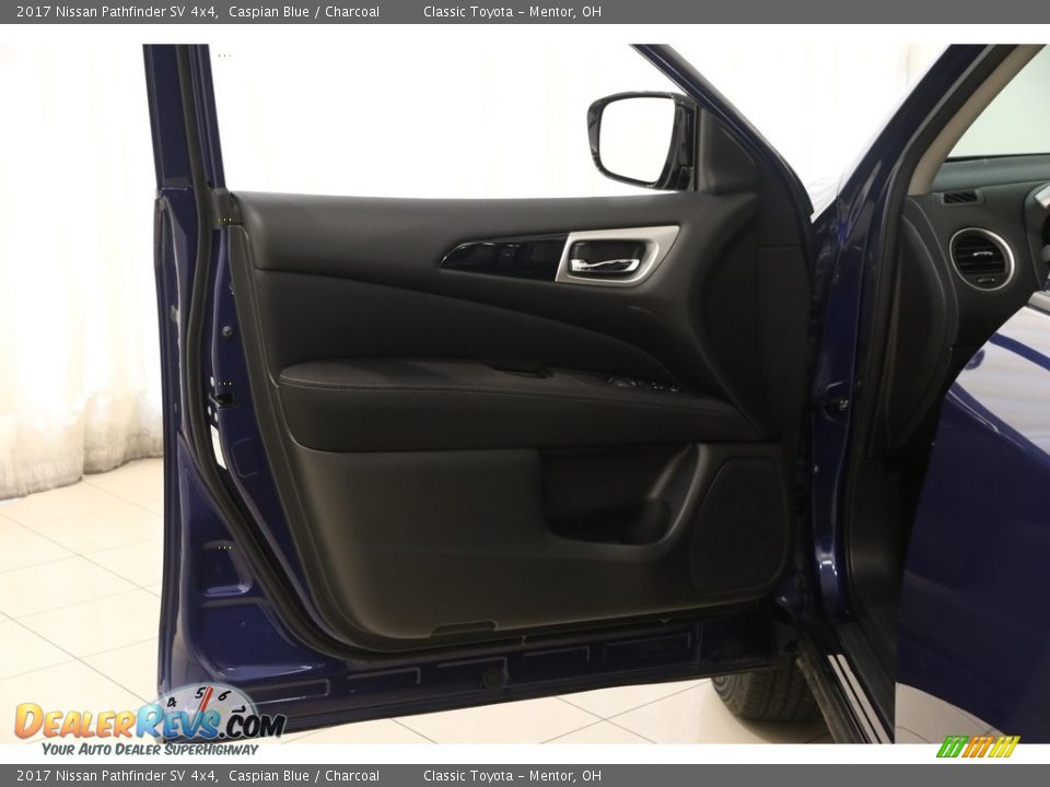 2017 Nissan Pathfinder SV 4x4 Caspian Blue / Charcoal Photo #4