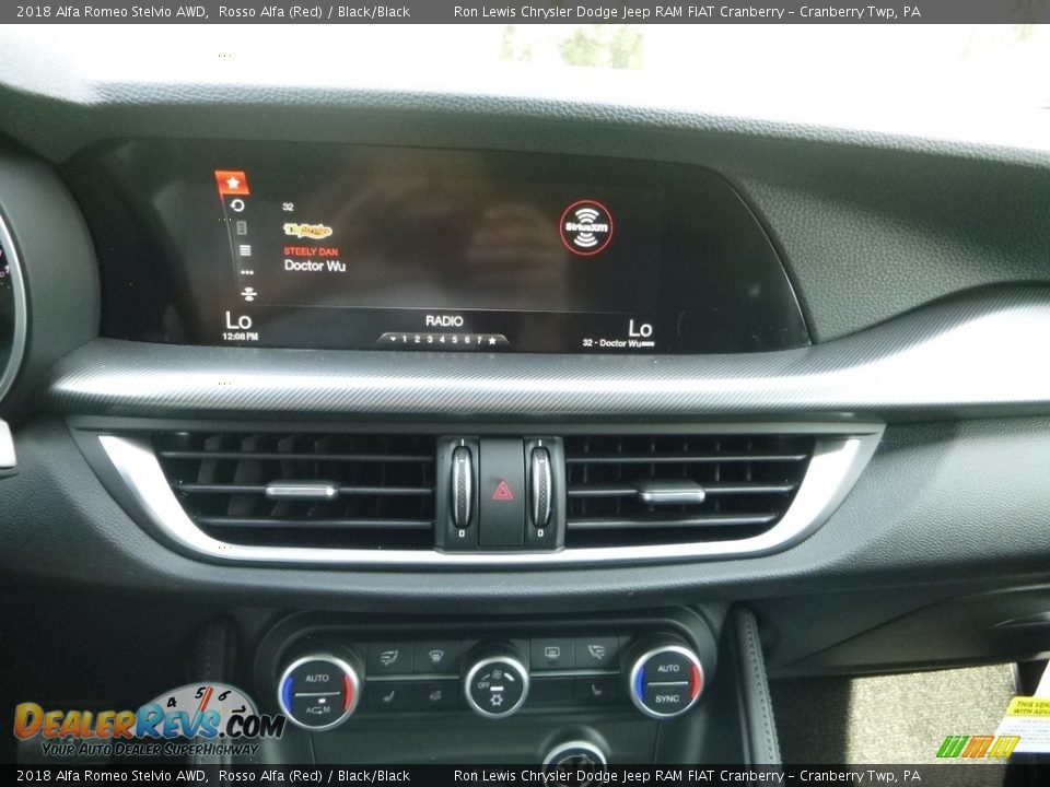 Controls of 2018 Alfa Romeo Stelvio AWD Photo #28