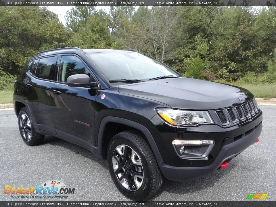 2018 Jeep Compass Trailhawk 4x4 Diamond Black Crystal Pearl / Black/Ruby Red Photo #4