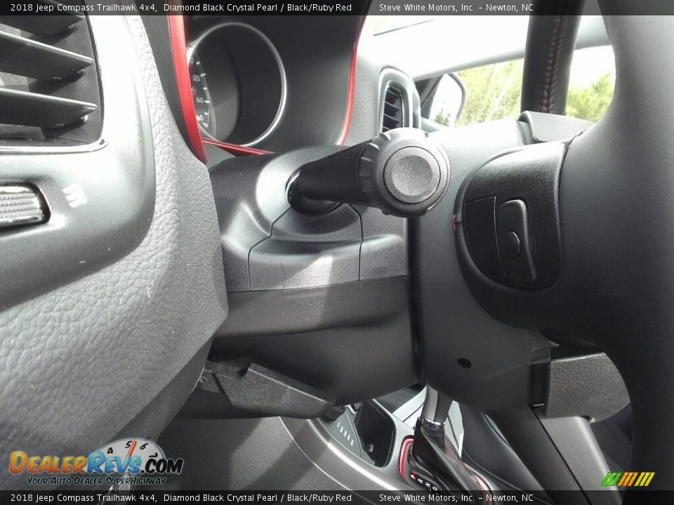 2018 Jeep Compass Trailhawk 4x4 Diamond Black Crystal Pearl / Black/Ruby Red Photo #16
