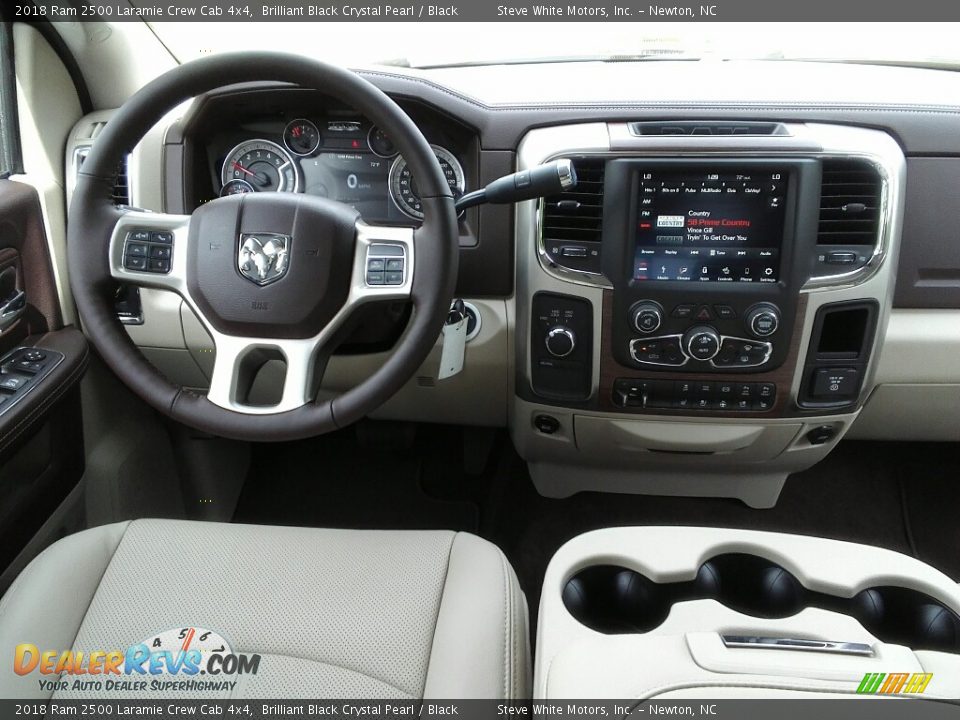 2018 Ram 2500 Laramie Crew Cab 4x4 Brilliant Black Crystal Pearl / Black Photo #16