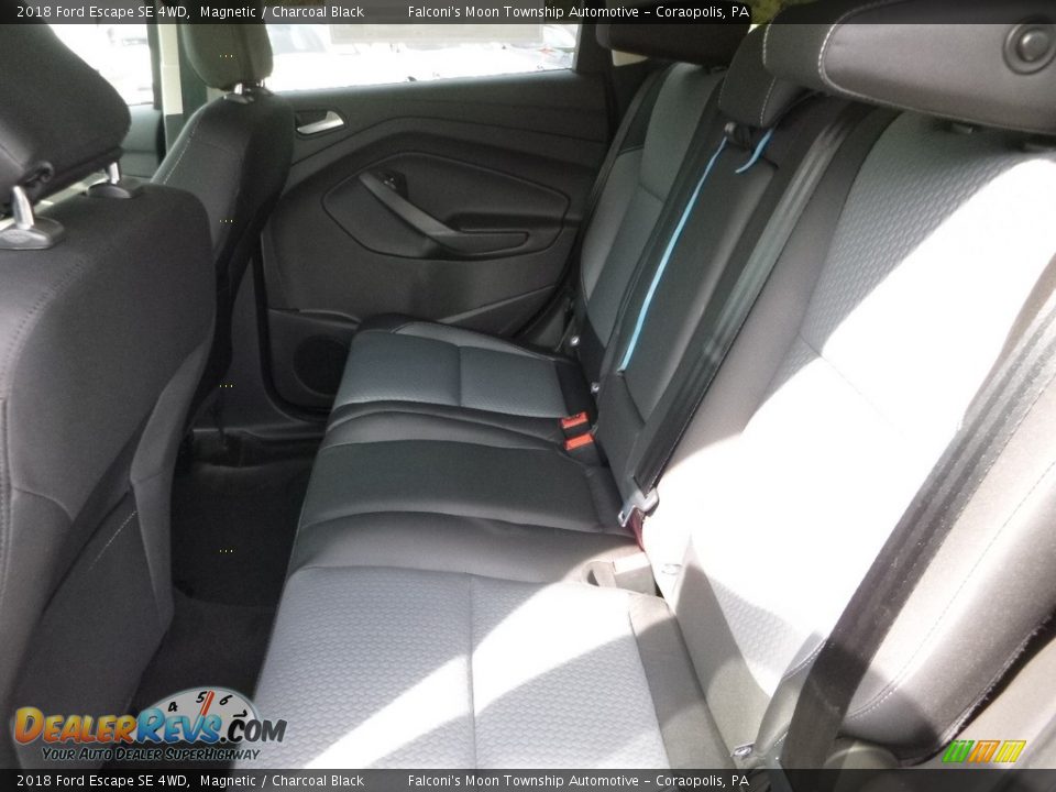 2018 Ford Escape SE 4WD Magnetic / Charcoal Black Photo #8