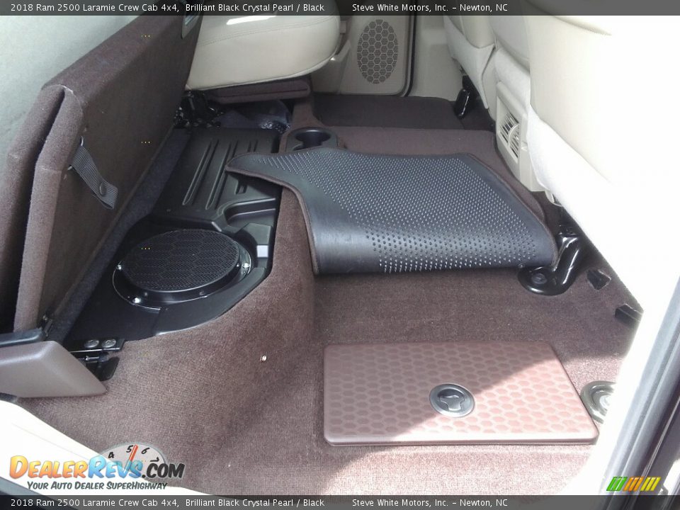 2018 Ram 2500 Laramie Crew Cab 4x4 Brilliant Black Crystal Pearl / Black Photo #30