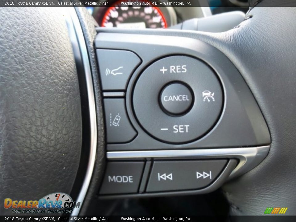 Controls of 2018 Toyota Camry XSE V6 Photo #28