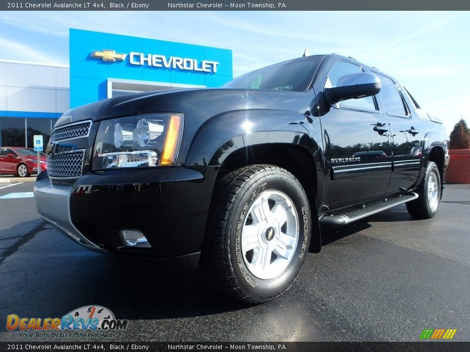 2011 Chevrolet Avalanche LT 4x4 Black / Ebony Photo #2