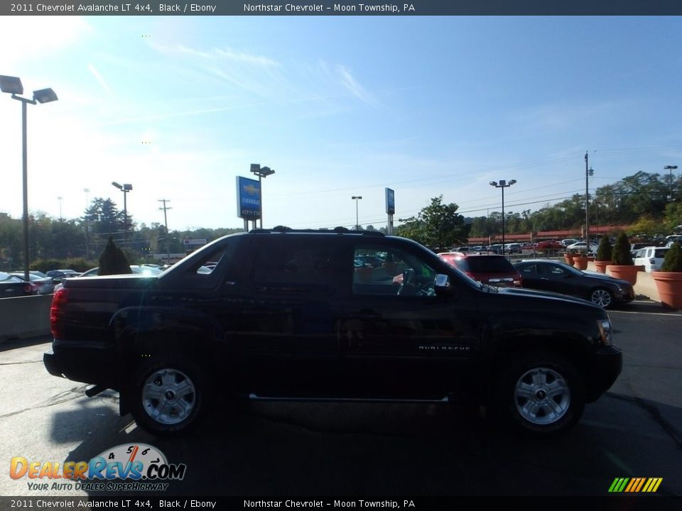 2011 Chevrolet Avalanche LT 4x4 Black / Ebony Photo #9
