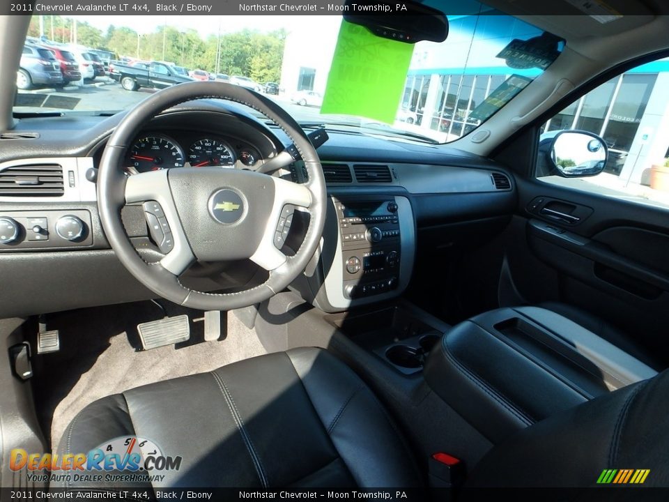 2011 Chevrolet Avalanche LT 4x4 Black / Ebony Photo #22
