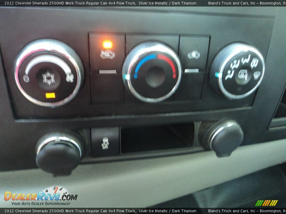 2012 Chevrolet Silverado 2500HD Work Truck Regular Cab 4x4 Plow Truck Silver Ice Metallic / Dark Titanium Photo #17