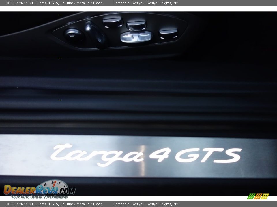 2016 Porsche 911 Targa 4 GTS Logo Photo #22