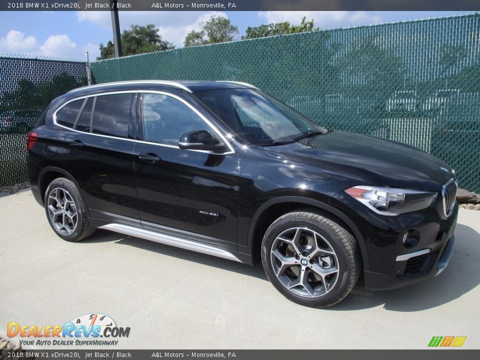 2018 BMW X1 xDrive28i Jet Black / Black Photo #1