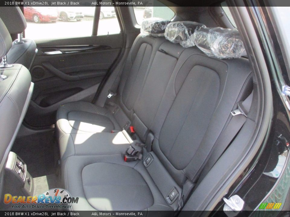 2018 BMW X1 xDrive28i Jet Black / Black Photo #12